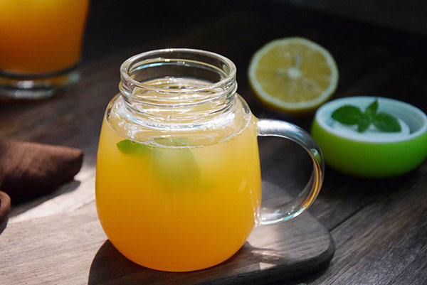 薄荷柠檬哈密瓜汁怎么做好吃薄荷柠檬哈密瓜汁的家常做法